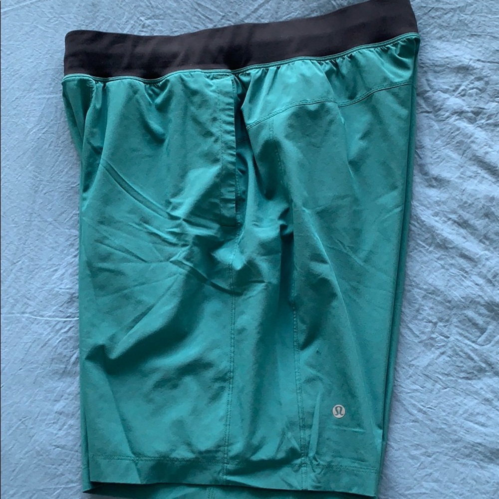 Men’s Lululemon shorts